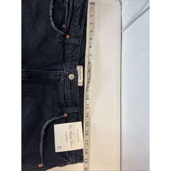 NEW Abercrombie & Fitch The Mom Short High Rise 33 /16 Black Wash Cut Offs 2.5" - Picture 5 of 6